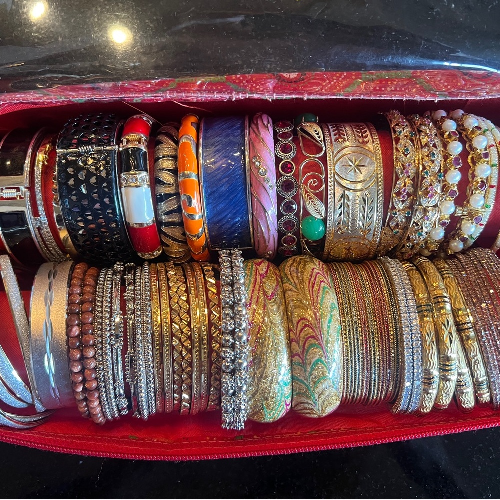 Elegant Mixed Lot Vintage and Modern Multicolor Bangle Set